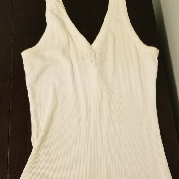 Guess - White Top - Picture 2 of 3